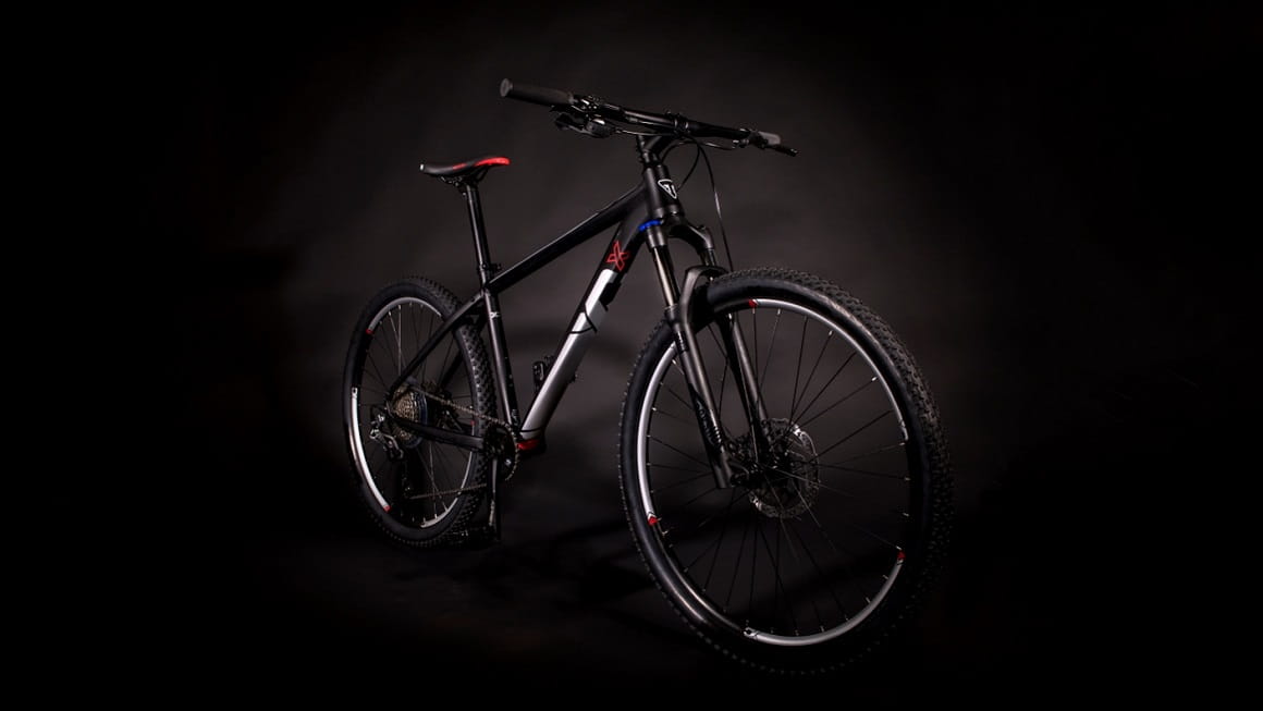 Triumph cliffhanger mountain bike price discount